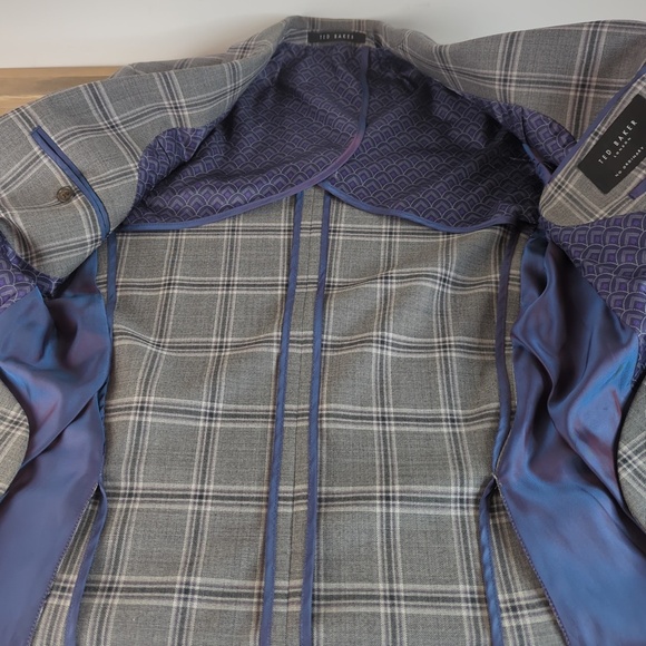 Ted Baker Grey Plaid 100% Wool Blazer - Picture 14 of 14
